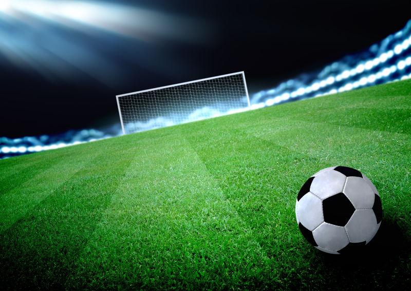 队记：鹈鹕不会贱卖琼斯和墨菲，要价不会低于一个首轮